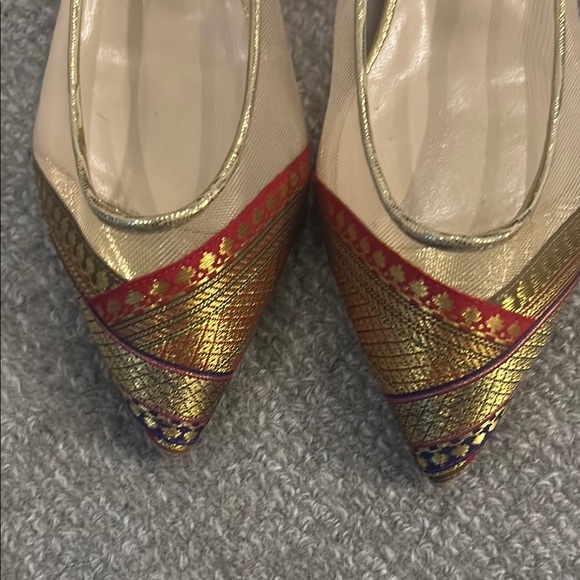 Christian Louboutin Gold and Multicolor Flats size 36 - Picture 2 of 7